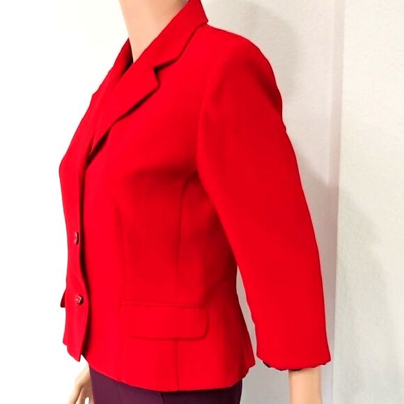 Studio I Red Blazer with Notched Lapel and Tailored Fit - Picture 4 of 8